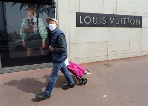 louis vuitton closing|Sales drop at Vuitton owner LVMH as virus forces store closures.